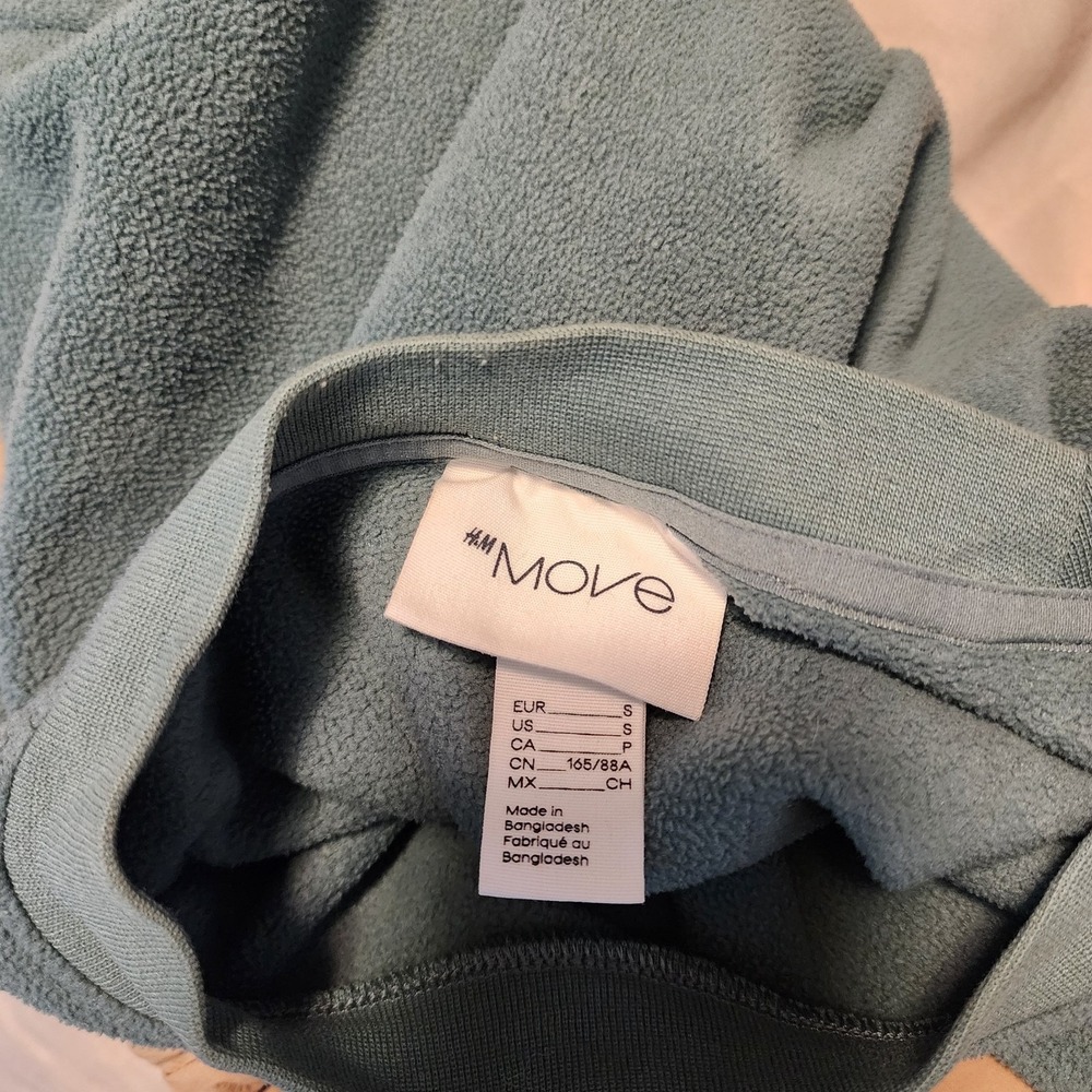 H&M Move Fleece Colorblock Drawstring Pullover Sage Tan Size Small - Picture 10 of 10